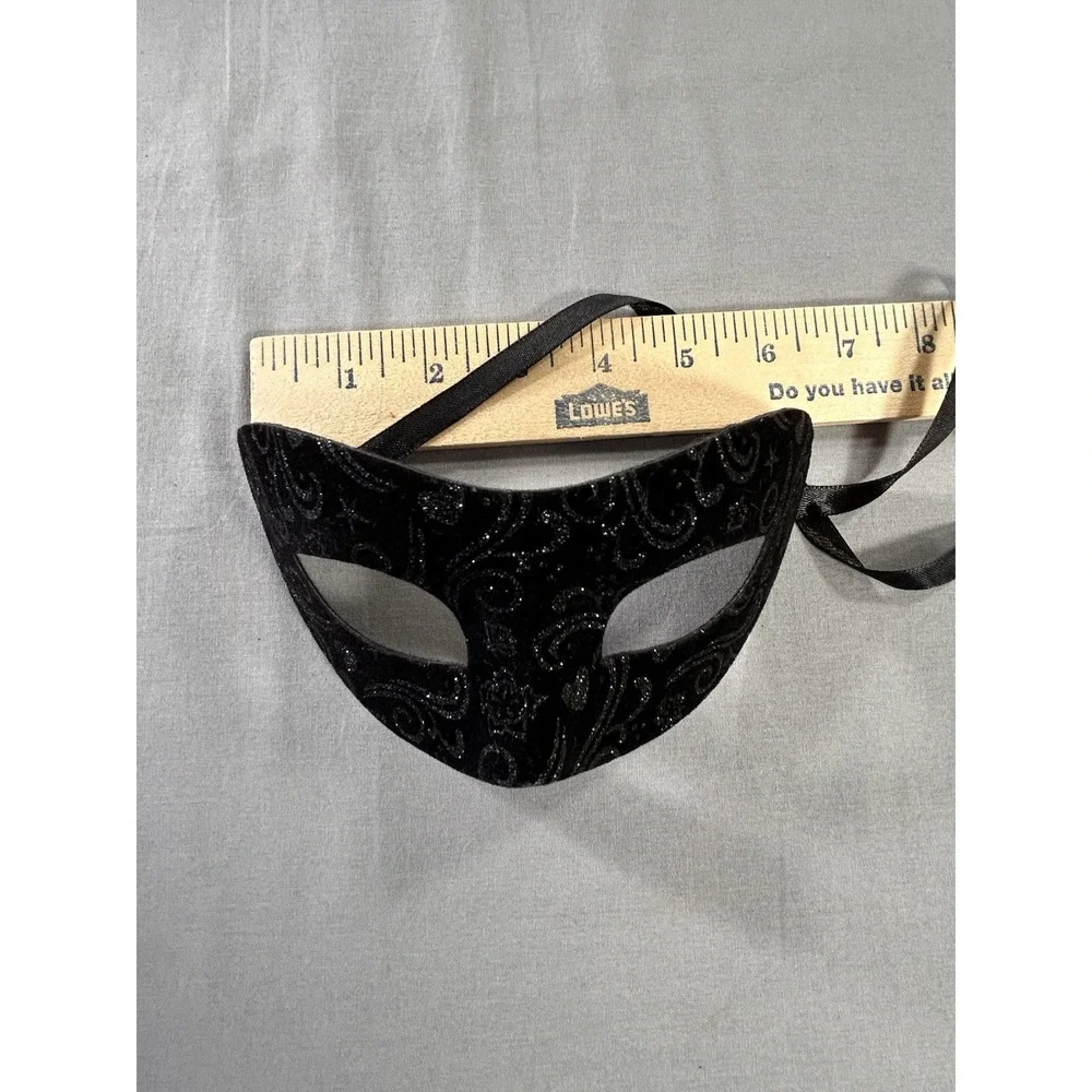 Venetian-style half-face masquerade black mask glitter scrollwork design Adult